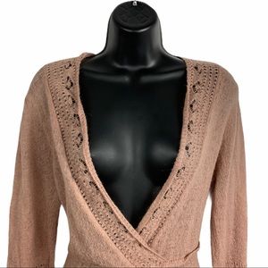 Newport News knit long sleeve deep v neck